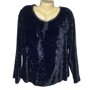 CP Shades Top Medium Black Crushed Velvet Lace Trim Neck Long Sleeve Pullover M